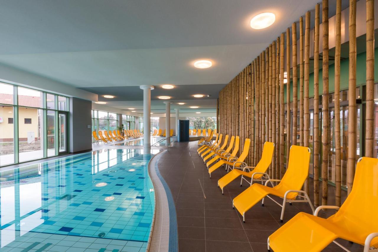 Wellness Hotel Thermal Štúrovo Dış mekan fotoğraf
