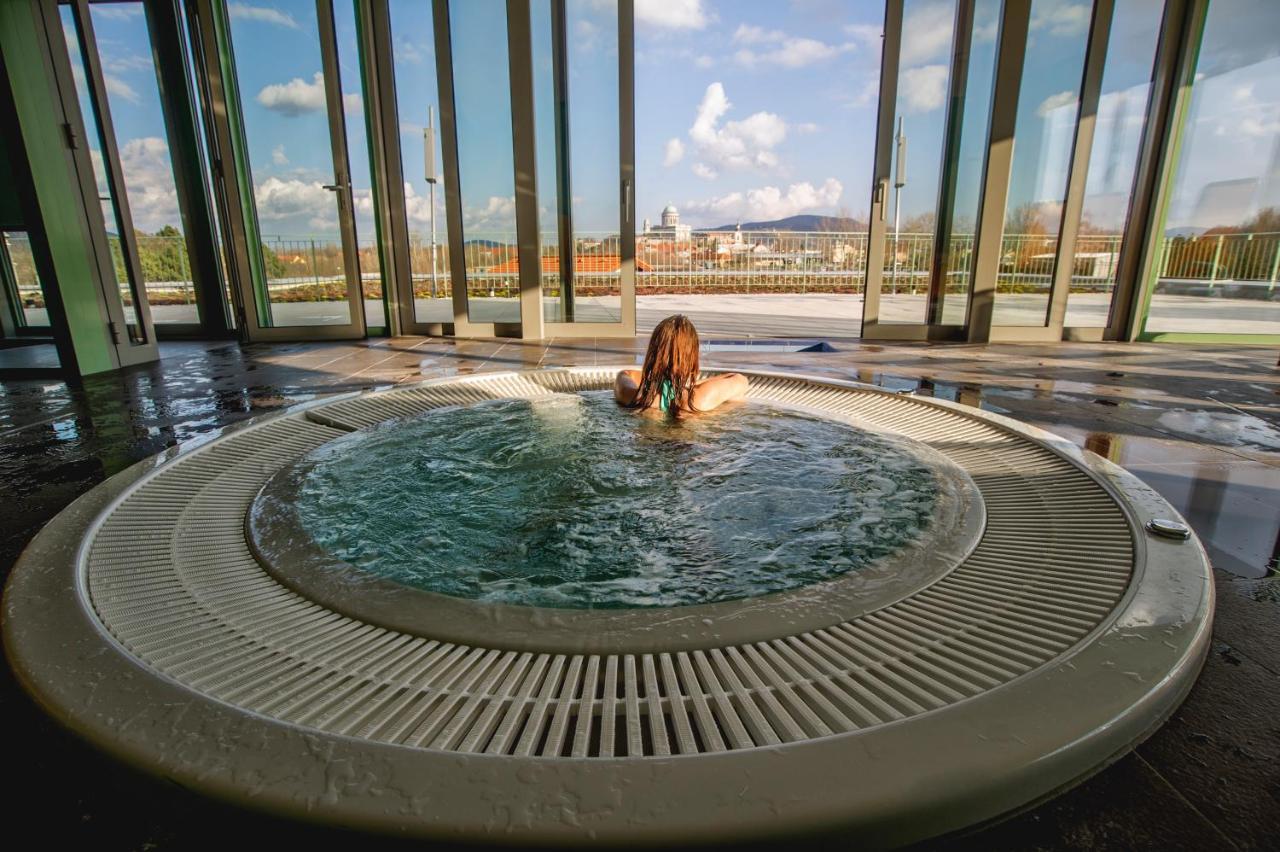 Wellness Hotel Thermal Štúrovo Dış mekan fotoğraf