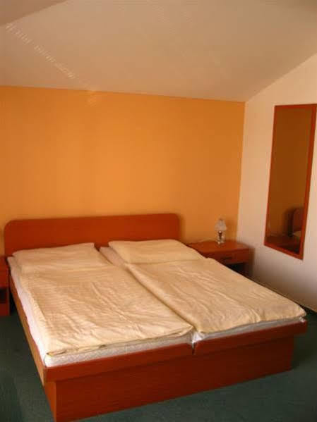 Wellness Hotel Thermal Štúrovo Dış mekan fotoğraf