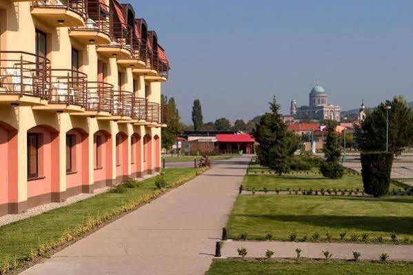 Wellness Hotel Thermal Štúrovo Dış mekan fotoğraf